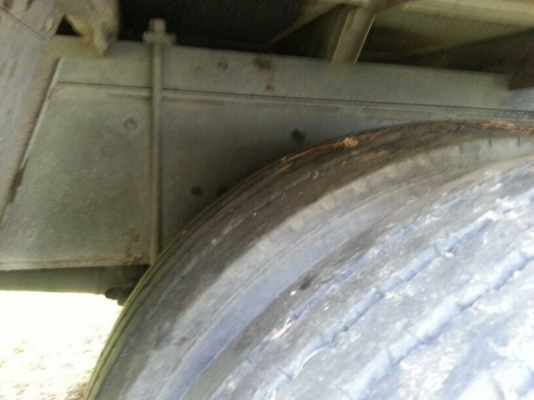 รถฮีโน่ 10 ล้อ ตู้เย็น 187  แรงม้า.  ( เพลาเดียว )  สนใจติดต่อ 081 - 6079515