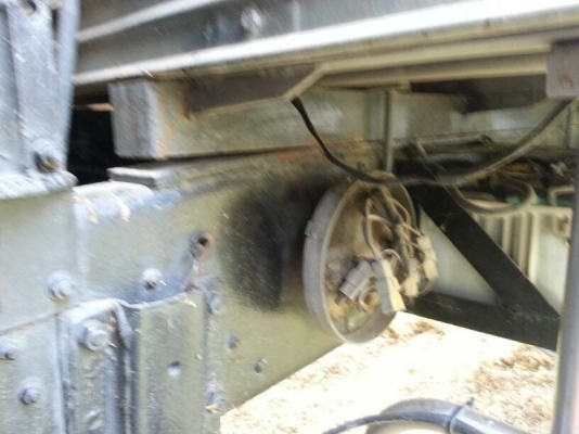 รถฮีโน่ 10 ล้อ ตู้เย็น 187  แรงม้า.  ( เพลาเดียว )  สนใจติดต่อ 081 - 6079515