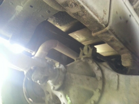 รถฮีโน่ 10 ล้อ ตู้เย็น 187  แรงม้า.  ( เพลาเดียว )  สนใจติดต่อ 081 - 6079515