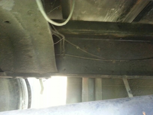 รถฮีโน่ 10 ล้อ ตู้เย็น 187  แรงม้า.  ( เพลาเดียว )  สนใจติดต่อ 081 - 6079515