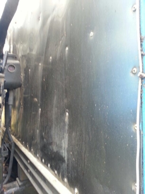 รถฮีโน่ 10 ล้อ ตู้เย็น 187  แรงม้า.  ( เพลาเดียว )  สนใจติดต่อ 081 - 6079515