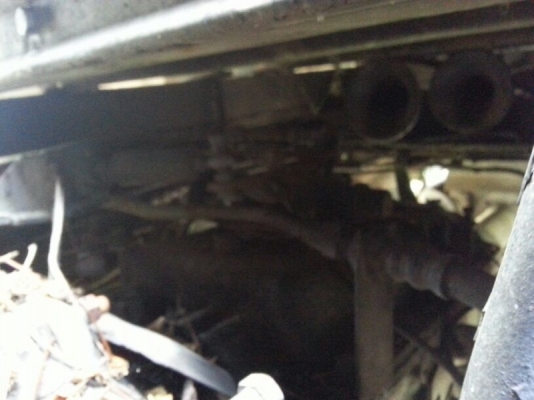 รถฮีโน่ 10 ล้อ ตู้เย็น 187  แรงม้า.  ( เพลาเดียว )  สนใจติดต่อ 081 - 6079515