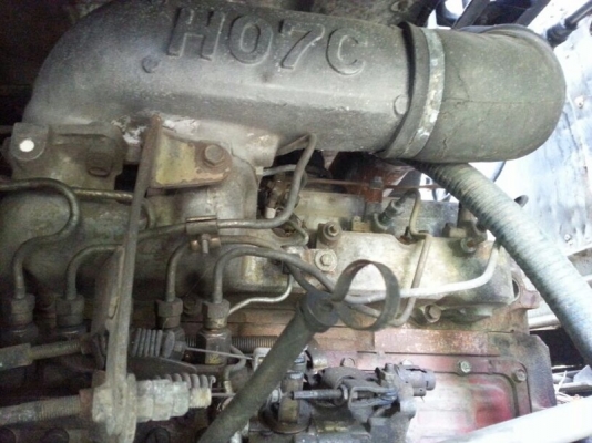 รถฮีโน่ 10 ล้อ ตู้เย็น 187  แรงม้า.  ( เพลาเดียว )  สนใจติดต่อ 081 - 6079515