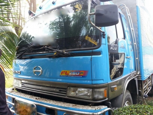 รถฮีโน่ 10 ล้อ ตู้เย็น 187  แรงม้า.  ( เพลาเดียว )  สนใจติดต่อ 081 - 6079515