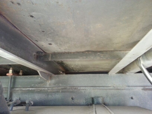 รถฮีโน่ 10 ล้อ ตู้เย็น 187  แรงม้า.  ( เพลาเดียว )  สนใจติดต่อ 081 - 6079515