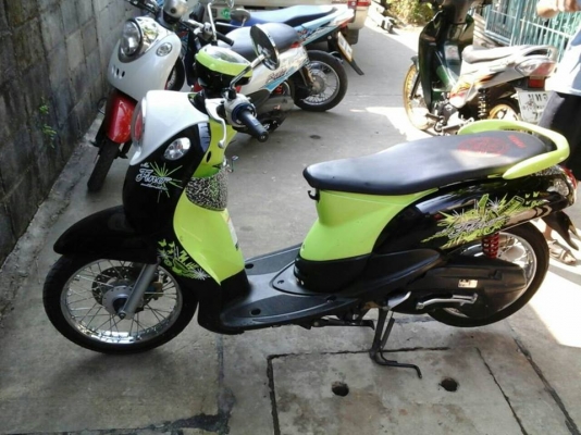 Fino ปี 54 สีเขียว ดำ รถสวย เครื่องเงียบกริบ ชุดสีสด ทดลองขับได้ทุกวันจ้า