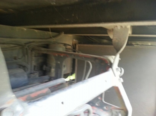 รถอีซูซุ 10 ล้อ ตู้เย็น FVM  175 แรงม้า.  สนใจติดต่อ 081 - 6079515