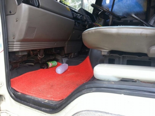 รถอีซูซุ 10 ล้อ ตู้เย็น FVM  175 แรงม้า.  สนใจติดต่อ 081 - 6079515