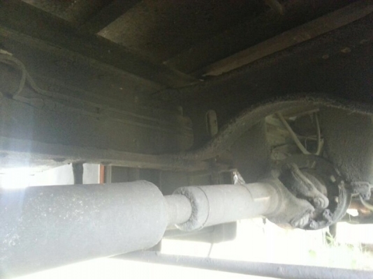 รถอีซูซุ 10 ล้อ ตู้เย็น FVM  175 แรงม้า.  สนใจติดต่อ 081 - 6079515