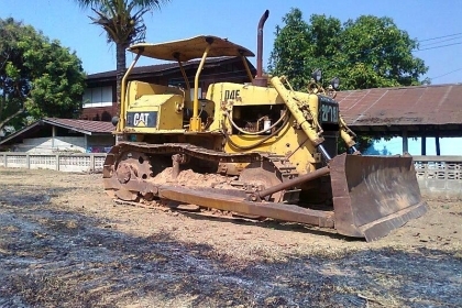 รับซื้อ ขาย ฝากขาย แลกเปลี่ยนสิบล้อ แบคโฮ แทรคเตอร์ มือสอง สวย ๆ ทุกชนิด