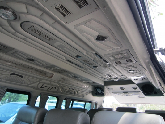 ต้องการขายรถตู้ VIP ต้องการขายในราคา 700000 บาทครับ แต่งครบครับสภาพสวยครับ วางเครื่อง 1UZ ติดแก็สแล้วครับประหยัดมากครับสนใจติดต่อที่ 085-7772677 ลือชัยครับ ต้องการขายรถตู้ VIP ต้องการขายในราคา 700000 บาทครับ แต่งครบครับสภาพสวยครับ วางเครื่อง 1UZ ติดแก็สแล้วครับประหยัดมากครับสนใจติดต่อที่ 085-7772677 ลือชัยครับ