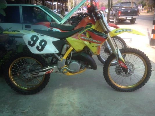 suzuki RM 125 ปี 2003 สภาพสวย โกดัง แน่นๆ