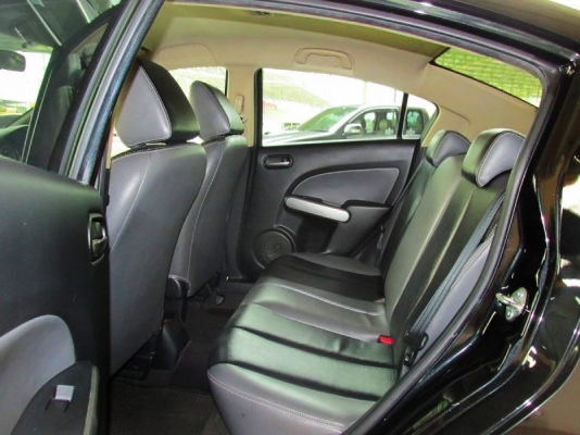 MAZDA 2 1.5 AT ปี 2011