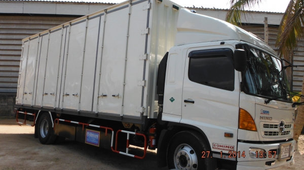 ขายตู้แห้ง10บาน 7.2ม.