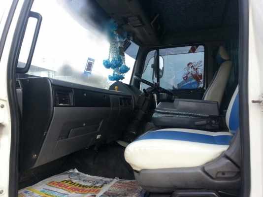 รถฮีโน่ 10 ล้อ ตู้เย็น FL1M  220 แรงม้า. ปี 36   สนใจติดต่อ 081 - 6079515