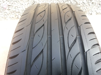 ขายยาง195/65/15 ปี 2711 FRISTONE 1 ชุด