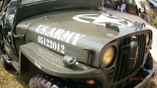 JEEP FORD 4*4 ทะเบียนโอน ขับกลับได้เลย วิ่งทางไกลได้ เป็น100