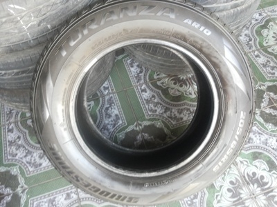 ขายยาง205/65/15 ปี 4110 BRIDGESTONE TURANZA Ar10 1 ชุด