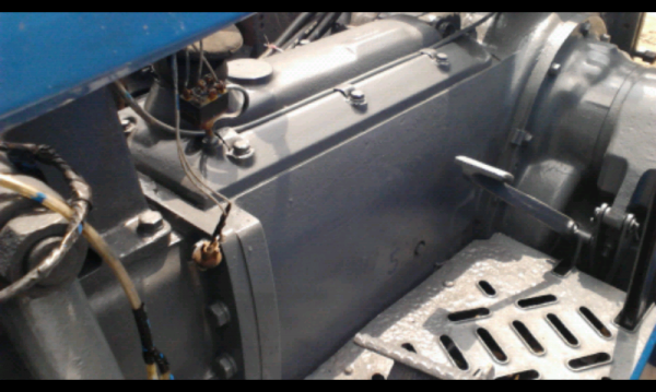 Ley land 272  71 HP 2wd เทียบเท่า ฟอร์ด  lลดเหลือ ราคา 75000