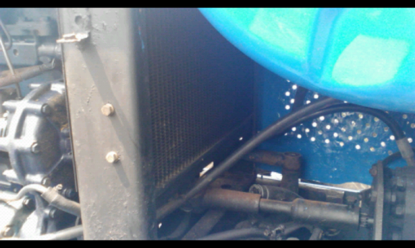 Ley land 272  71 HP 2wd เทียบเท่า ฟอร์ด  lลดเหลือ ราคา 75000