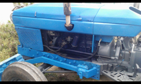 Ley land 272  71 HP 2wd เทียบเท่า ฟอร์ด  lลดเหลือ ราคา 75000