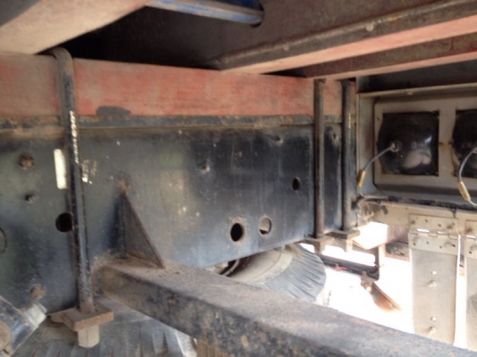 รถอีซูซุ 6 ล้อ รั้ว  FC9J  150 แรงม้า.  ( รถวิ่ง 3x,xxx กม. )  สนใจติดต่อ 081 - 6079515