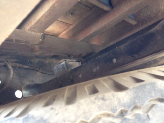 รถอีซูซุ 6 ล้อ รั้ว  FC9J  150 แรงม้า.  ( รถวิ่ง 3x,xxx กม. )  สนใจติดต่อ 081 - 6079515