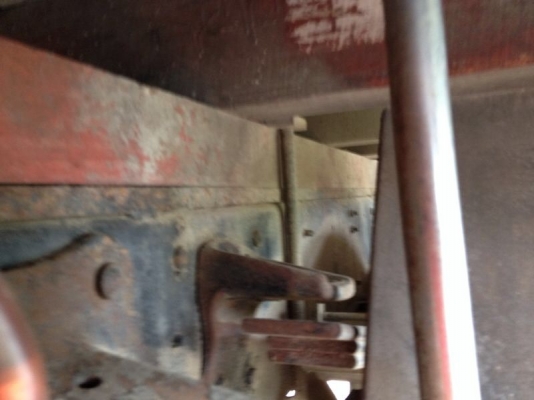 รถอีซูซุ 6 ล้อ รั้ว  FC9J  150 แรงม้า.  ( รถวิ่ง 3x,xxx กม. )  สนใจติดต่อ 081 - 6079515