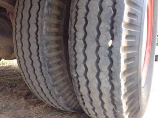 รถอีซูซุ 6 ล้อ รั้ว  FC9J  150 แรงม้า.  ( รถวิ่ง 3x,xxx กม. )  สนใจติดต่อ 081 - 6079515