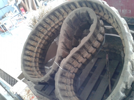 ขายแท๊กยางรถแบ๊คโฮ pc-50 uu KOMATSU