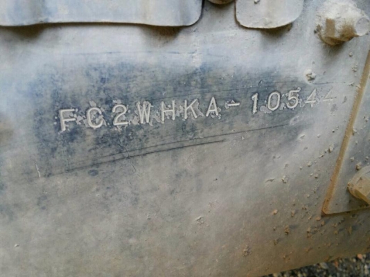 ขายรถ หกล้อ HIno FC 120 คอกหมู มีลิฟหลัง คัสซีสวยไม่มีผุไม่บวม รถยังใช้งานยุ