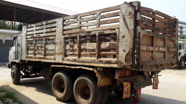 ISUZU ร๊อกกี้10 ล้อดั้ม2เพลาเครื่อง 6BG1 เครื่อง175แรง ISUZU ร๊อกกี้10 ล้อดั้ม2เพลาเครื่อง 6BG1 เครื่อง175แรง