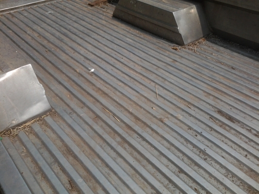 กระบะเลส 4 ล้อกลางสภาพสวยลดเหลือ35000บาท กระบะเลส 4 ล้อกลางสภาพสวยลดเหลือ35000บาท