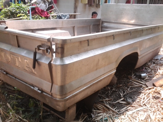 กระบะเลส  4  ล้อกลางสภาพสวยลดเหลือ35000บาท