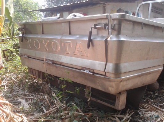 กระบะเลส 4 ล้อกลางสภาพสวย กระบะเลส 4 ล้อกลางสภาพสวย