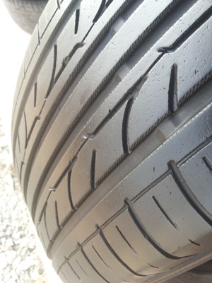 ขายยาง215/60/16 ปี 2011 YOKOHAMA Earth-1 1 ชุด