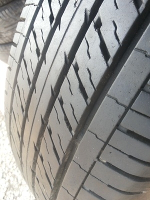 ขายยาง215/65/16 ปี 1913 DUNLOP SP LT37 1ชุด