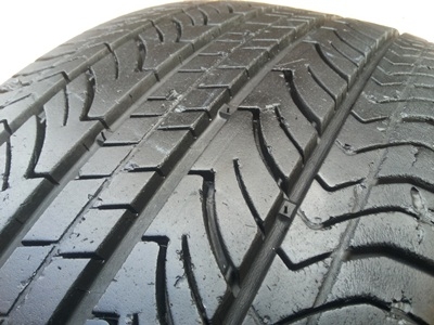 ขายยาง225/50/17 ปี 10 MICHERLIN ENERGY XMV8 1 คู่