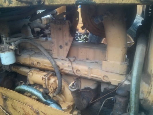 รถตักล้อยาง KOMATSU JS30B ยังไม่ต่อแขน รถทำงานอยู่