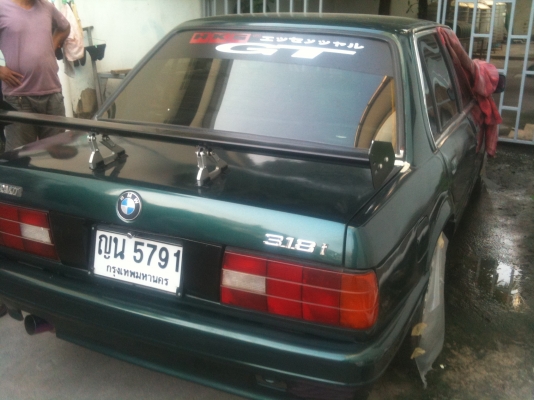 BMW 316 สีสวย ภายในสวย เครื่องM20 6สูบและ Lpg ลงเล่มแล้ว พร้อมโอน พร้อมใช้