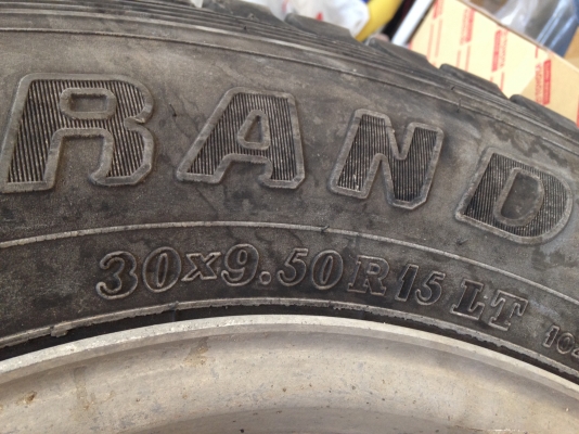 ขายล้อแม็ก 2 ชิ้น Japanแท้ เดิมๆ พร้อม Dunlop 30x9.5 ปี 12 ขาย 12,500 ขายล้อแม็ก 2 ชิ้น Japanแท้ เดิมๆ พร้อม Dunlop 30x9.5 ปี 12 ขาย 12,500