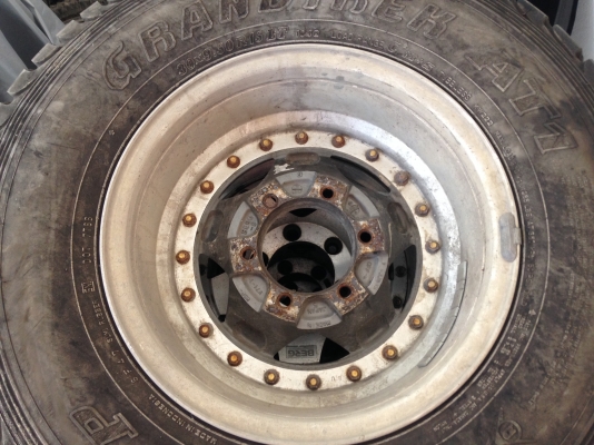 ขายล้อแม็ก 2 ชิ้น Japanแท้ เดิมๆ พร้อม Dunlop 30x9.5 ปี 12 ขาย 12,500 ขายล้อแม็ก 2 ชิ้น Japanแท้ เดิมๆ พร้อม Dunlop 30x9.5 ปี 12 ขาย 12,500