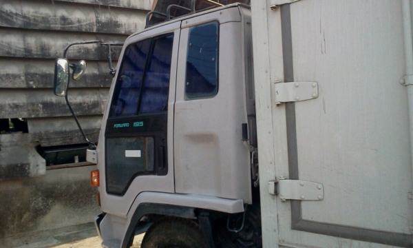 ขาย ร็อกกี้ FRR เครื่อง 195 แรง ยาว 7.2 เมตร ขาย ร็อกกี้ FRR เครื่อง 195 แรง ยาว 7.2 เมตร