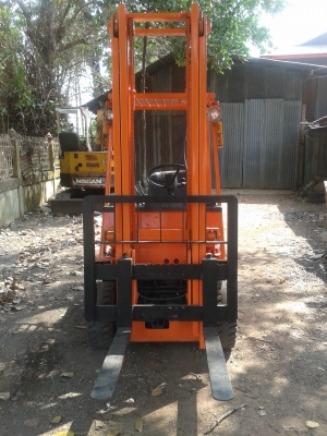 โฟร์คลิฟต์ toyota 4fg15 เสา4เมตร กระบอกคู่ 1.5ตันสภาพสวย