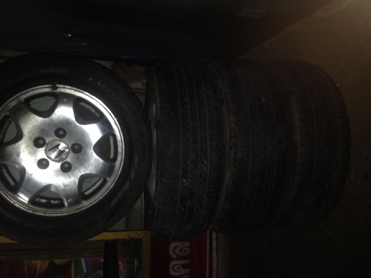 ขายแม็ค ขอบ  15  3500   4  เส้น