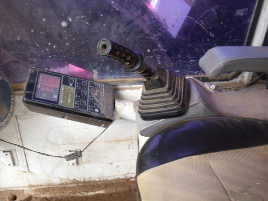 ต้องการขายKomatsu PC120-5