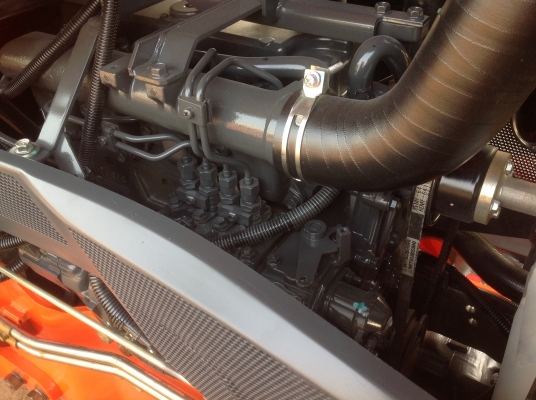 ปัญญาแทรคเตอร์มาแล้ว...จัดมาให้ตามคำเรียกร้อง  คูโบต้า L4708 พร้อมใบมีดคานล่างFD185F ผาน6x24 CMT ทำงาน 1068 ชม. จัดส่ง อ.เมือง จ.กำแพงเพชร