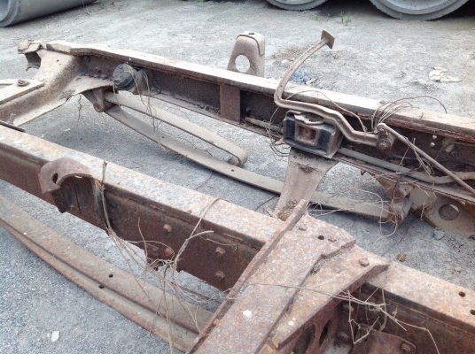 ขายแซสซี รถอีซูซู10ล้อหัวยาว ขายแซสซี รถอีซูซู10ล้อหัวยาว