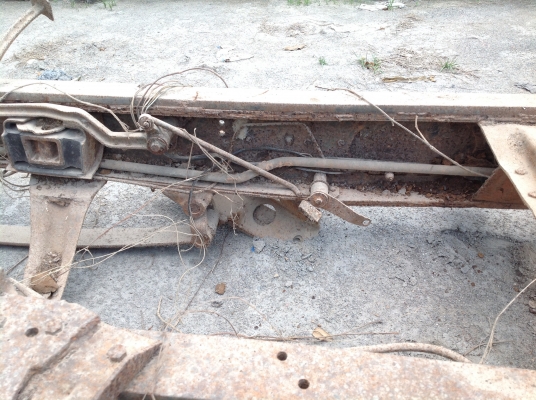 ขายแซสซี รถอีซูซู10ล้อหัวยาว ขายแซสซี รถอีซูซู10ล้อหัวยาว