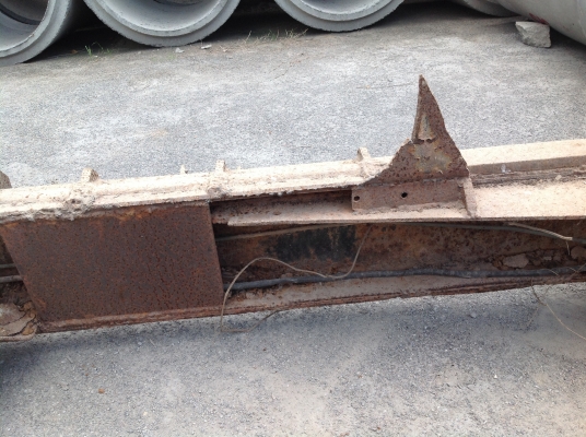 ขายแซสซี รถอีซูซู10ล้อหัวยาว ขายแซสซี รถอีซูซู10ล้อหัวยาว